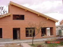VARIOS